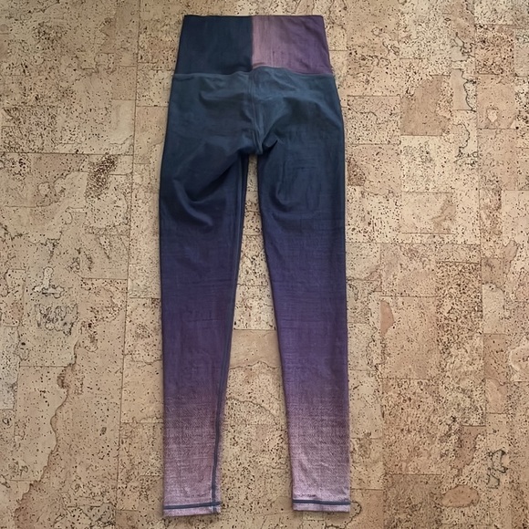 NIYAMA Sol Magic Hour Barefoot Leggings - Picture 4 of 7